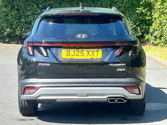 Hyundai TUCSON 1.6 T-GDi 13.8kWh Ultimate SUV 5dr Petrol Plug-in Hybrid Auto Euro 6 (s/s) (253