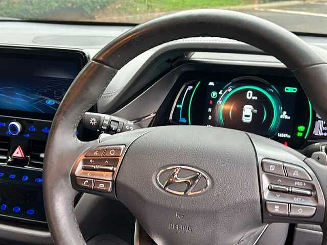 Hyundai IONIQ 1.6 h-GD GPFi 8.9kWh Premium SE Hatchback 5dr Petrol Plug-in Hybrid DCT Euro 6 (