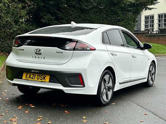 Hyundai IONIQ 1.6 h-GDi Premium SE Hatchback 5dr Petrol Hybrid DCT Euro 6 (s/s) (141 ps)