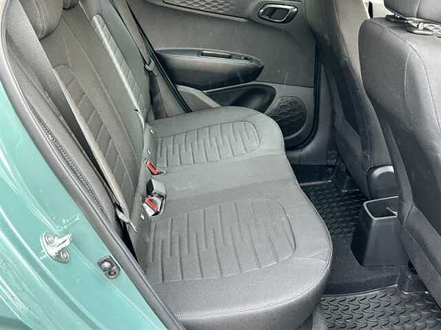 Hyundai i10 1.2 SE Connect Hatchback 5dr Petrol Auto Euro 6 (s/s) (84 ps)