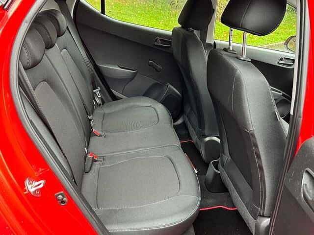 Hyundai i10 1.0 S Hatchback 5dr Petrol Manual Euro 6 (67 ps)