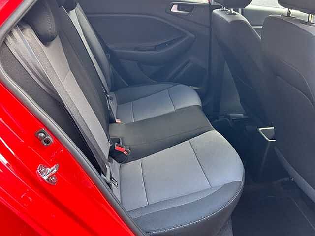 Hyundai i20 1.2 Play Hatchback 5dr Petrol Manual Euro 6 (s/s) (84 ps)