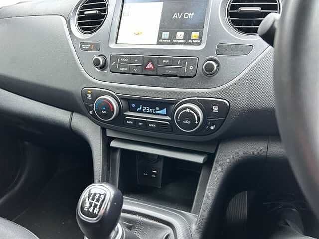 Hyundai i10 1.2 PREMIUM SE MAN