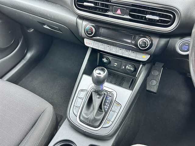 Hyundai KONA 1.6 h-GDi Premium SUV 5dr Petrol Hybrid DCT Euro 6 (s/s) (141 ps)