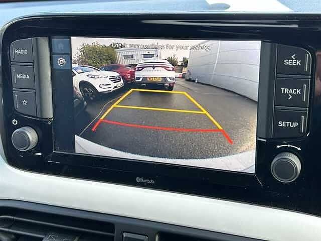 Hyundai i10 1.2 Premium Hatchback 5dr Petrol Auto Euro 6 (s/s) (84 ps)