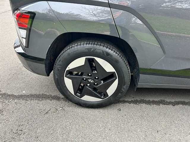 Hyundai KONA 65.4kWh Advance SUV 5dr Electric Auto (218 ps)