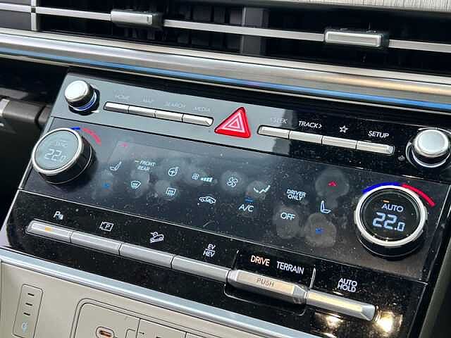 Hyundai Santa Fe 1.6 T-GDi 13.8kWh Ultimate SUV 5dr Petrol Plug-in Hybrid Auto 4WD Euro 6 (s/s) (