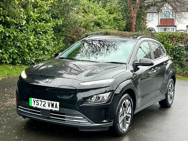 Hyundai KONA 64kWh Premium SUV 5dr Electric Auto (10.5kW Charger) (204 ps)