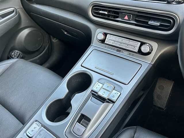 Hyundai KONA 64kWh Ultimate SUV 5dr Electric Auto (10.5kW Charger) (204 ps)