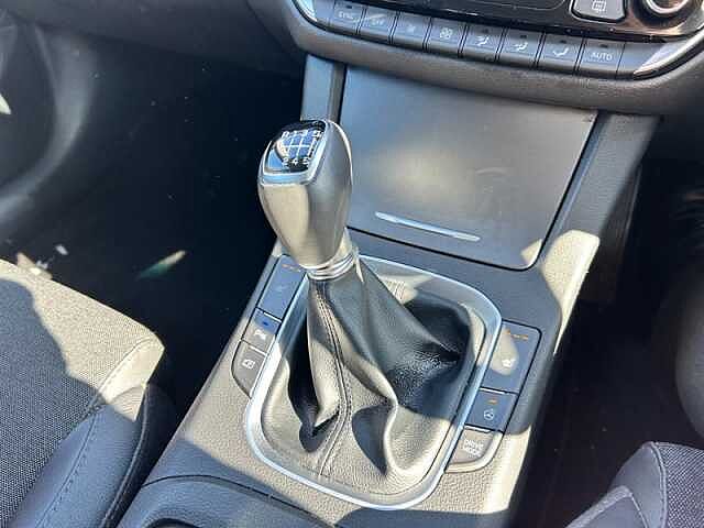 Hyundai i30 1.0 T-GDi MHEV Premium Tourer 5dr Petrol Hybrid Manual Euro 6 (s/s) (120 ps)