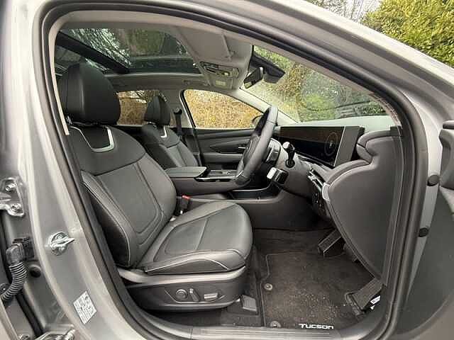 Hyundai TUCSON 1.6 T-GDi 13.8kWh Ultimate SUV 5dr Petrol Plug-in Hybrid Auto Euro 6 (s/s) (253