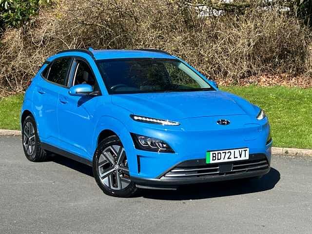 Hyundai KONA 64kWh Premium SUV 5dr Electric Auto (10.5kW Charger) (204 ps)