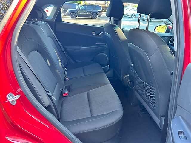 Hyundai KONA 1.6 h-GDi Premium SUV 5dr Petrol Hybrid DCT Euro 6 (s/s) (141 ps) Red