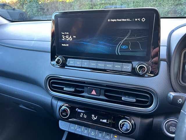 Hyundai KONA 1.6 h-GDi Premium SUV 5dr Petrol Hybrid DCT Euro 6 (s/s) (141 ps) Red