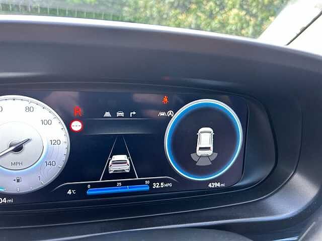 Hyundai BAYON 1.0 T-GDi Advance SUV 5dr Petrol DCT Euro 6 (s/s) (100 ps) White