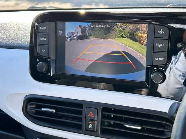 Hyundai i10 1.0 Premium Hatchback 5dr Petrol Manual Euro 6 (s/s) (67 ps)