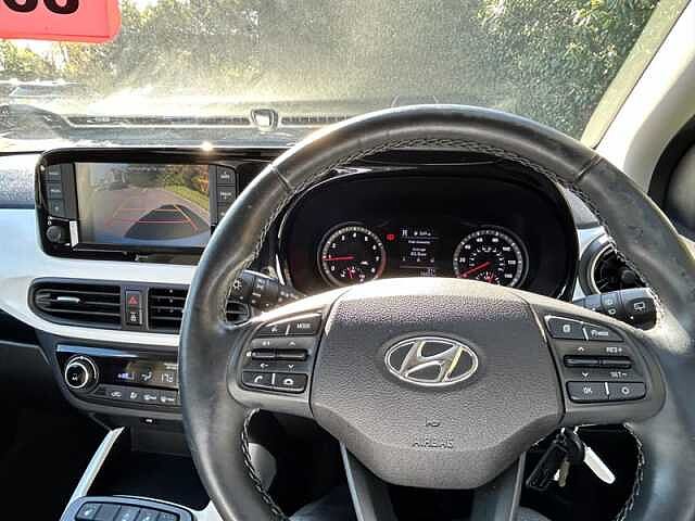 Hyundai i10 1.0 Premium Hatchback 5dr Petrol Manual Euro 6 (s/s) (67 ps)