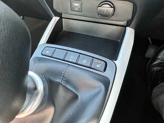 Hyundai i10 1.0 Premium Hatchback 5dr Petrol Manual Euro 6 (s/s) (67 ps)