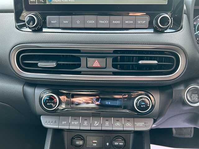 Hyundai KONA 1.6 h-GDi Ultimate SUV 5dr Petrol Hybrid DCT Euro 6 (s/s) (141 ps)