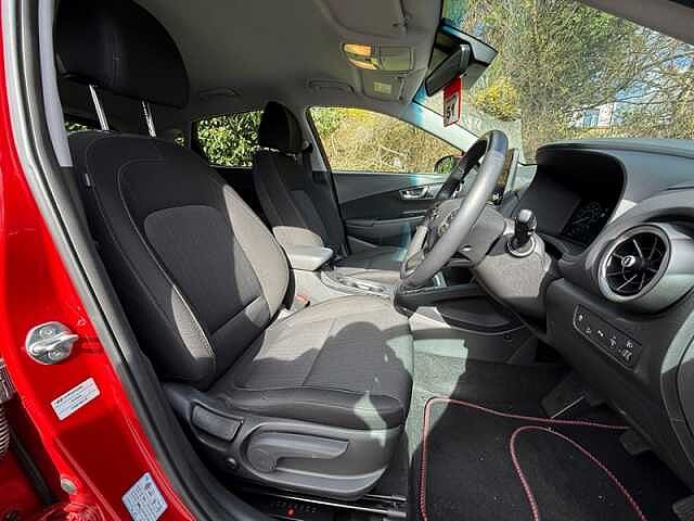 Hyundai KONA 1.0 T-GDi MHEV Premium SUV 5dr Petrol Hybrid Manual Euro 6 (s/s) (120 ps)