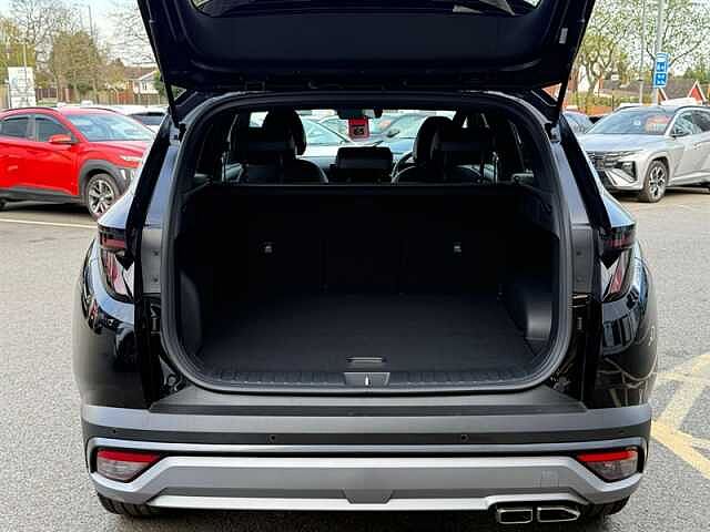 Hyundai TUCSON 1.6T Hybrid 239ps Black Line AU