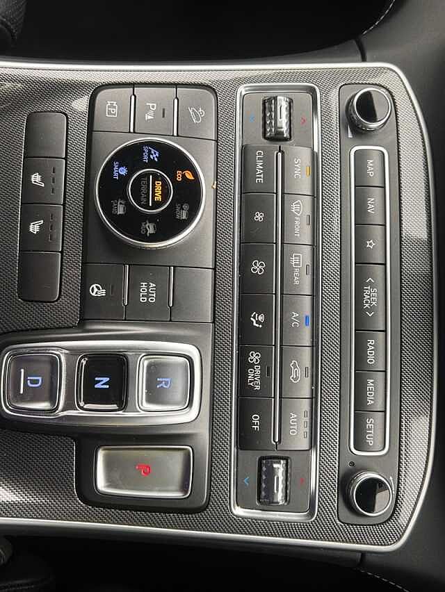 Hyundai SANTA FE 1.6 h T-GDi Premium SUV 5dr Petrol Hybrid Auto 4WD Euro 6 (s/s) (230 ps)