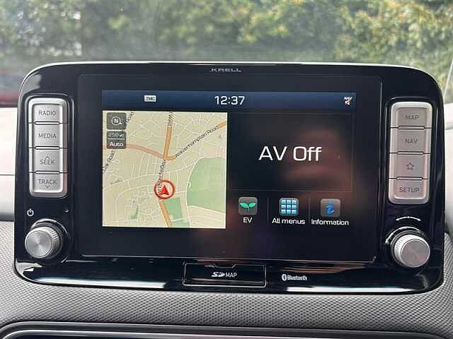 Hyundai KONA 64kWh Premium SE SUV 5dr Electric Auto (204 ps)