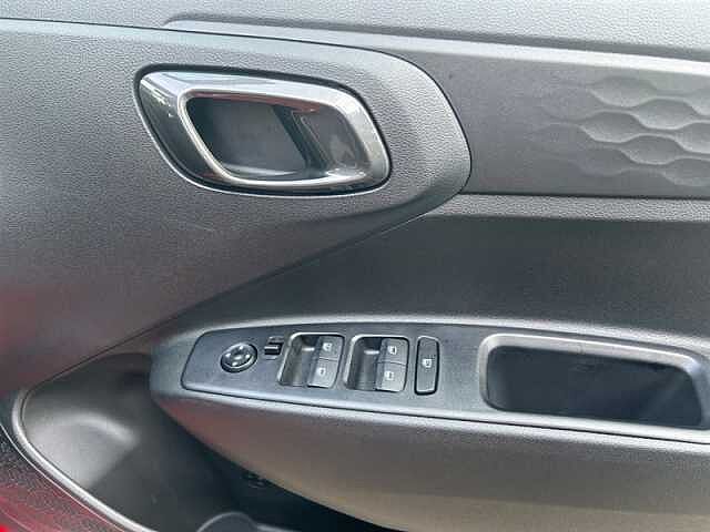 Hyundai i10 1.0 Advance Hatchback 5dr Petrol Manual Euro 6 (s/s) (63 ps)