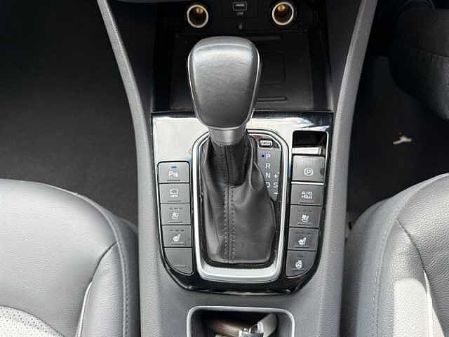 Hyundai IONIQ 1.6 h-GDi Premium SE Hatchback 5dr Petrol Hybrid DCT Euro 6 (s/s) (141 ps)