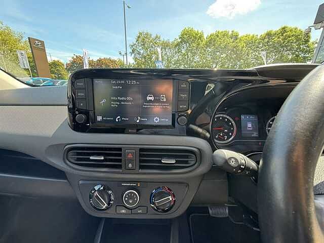 Hyundai i10 1.0 SE Connect Hatchback 5dr Petrol Auto Euro 6 (s/s) (67 ps)