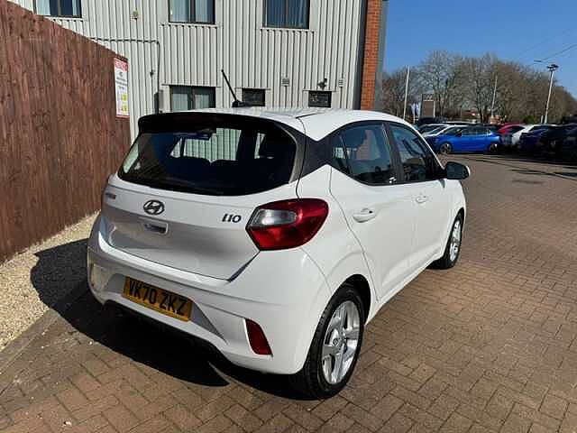 Hyundai i10 1.0 SE Connect Hatchback 5dr Petrol Manual Euro 6 (s/s) (67 ps)