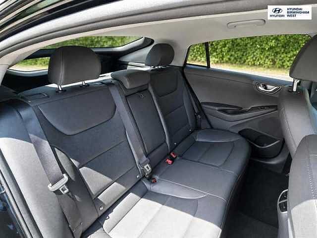 Hyundai IONIQ 1.6 h-GD GPFi 8.9kWh Premium SE Hatchback 5dr Petrol Plug-in Hybrid DCT Euro 6 (