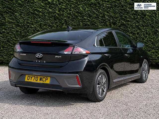 Hyundai IONIQ 1.6 h-GD GPFi 8.9kWh Premium SE Hatchback 5dr Petrol Plug-in Hybrid DCT Euro 6 (