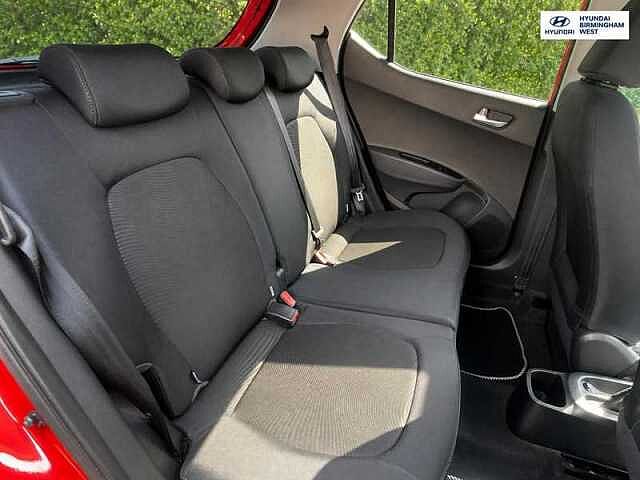 Hyundai i10 1.2 Premium SE Hatchback 5dr Petrol Auto Euro 6 (87 ps)