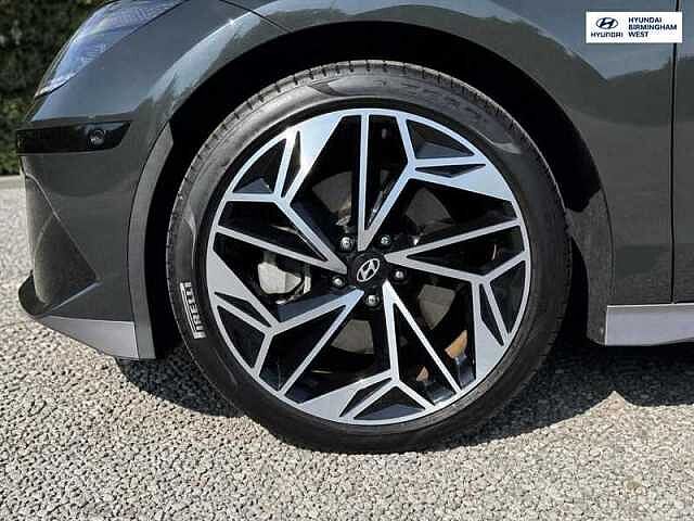 Hyundai IONIQ 6 77.4kWh Ultimate Saloon 4dr Electric Auto AWD (325 ps)
