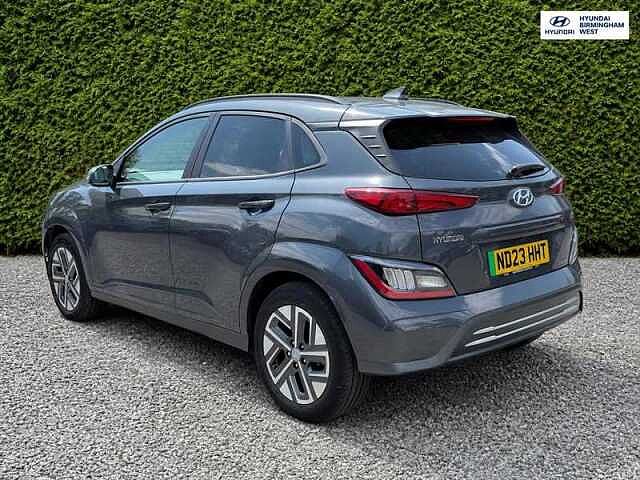 Hyundai KONA 64kWh Premium SUV 5dr Electric Auto (10.5kW Charger) (204 ps)