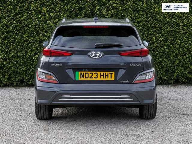 Hyundai KONA 64kWh Premium SUV 5dr Electric Auto (10.5kW Charger) (204 ps)
