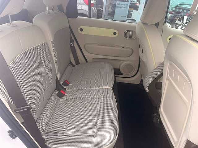 Hyundai INSTER Long Range 49kWh 02 SUV 5dr Electric Auto (115 ps)